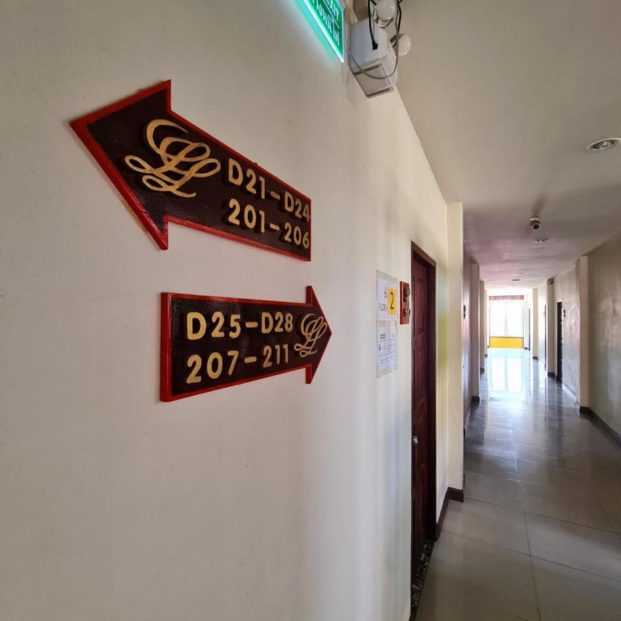 豪华公寓 乌隆他尼 外观 照片